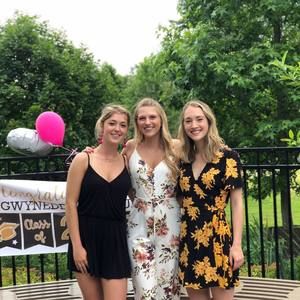 Meet your Posher, Victoria